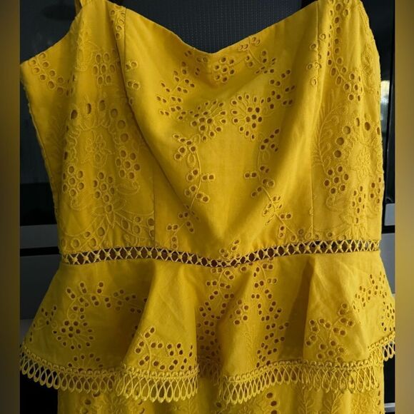 X by NBD Haze Midi Dress in Beeswax Yellow - Picture 3 of 5